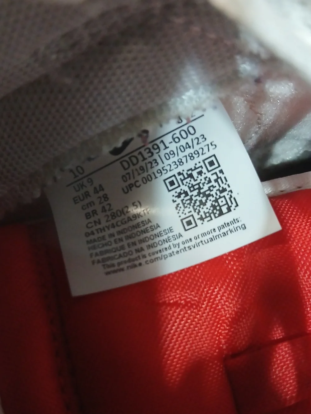 Nike Dunk Low 'Championship Red'  (2023) Mens Size-10. ,100%AUTHENTIC!